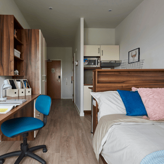 Premium Studio - Image 1